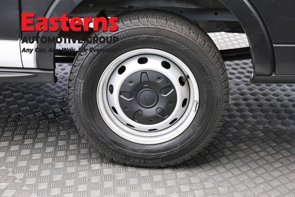 Used 2019 Ford Transit 250 130 Low Roof RWD image 8