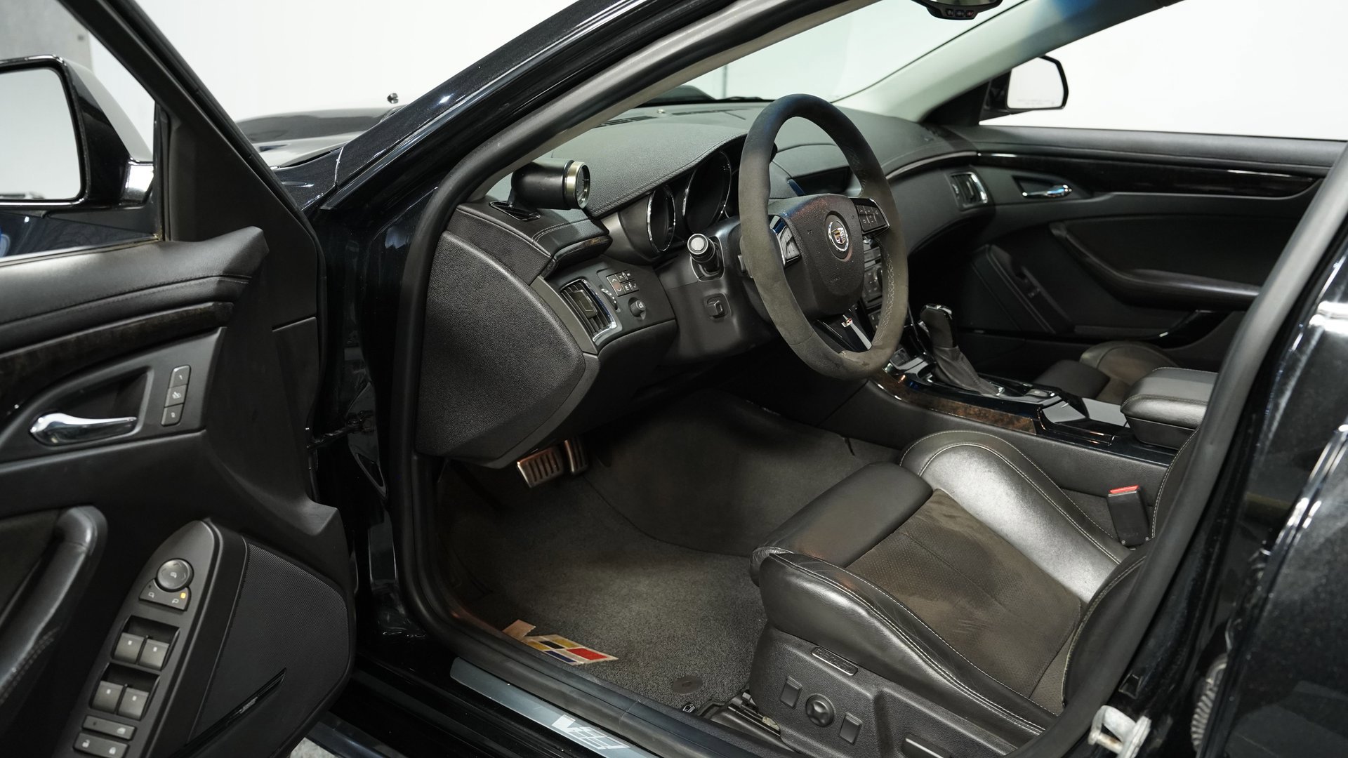 Used 2012 Cadillac CTS V w/ Wood Trim Package image 4