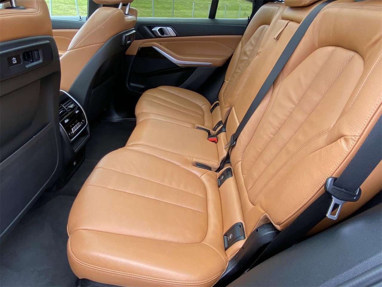 Used 2021 BMW X5 xDrive40i w/ Convenience Package image 11