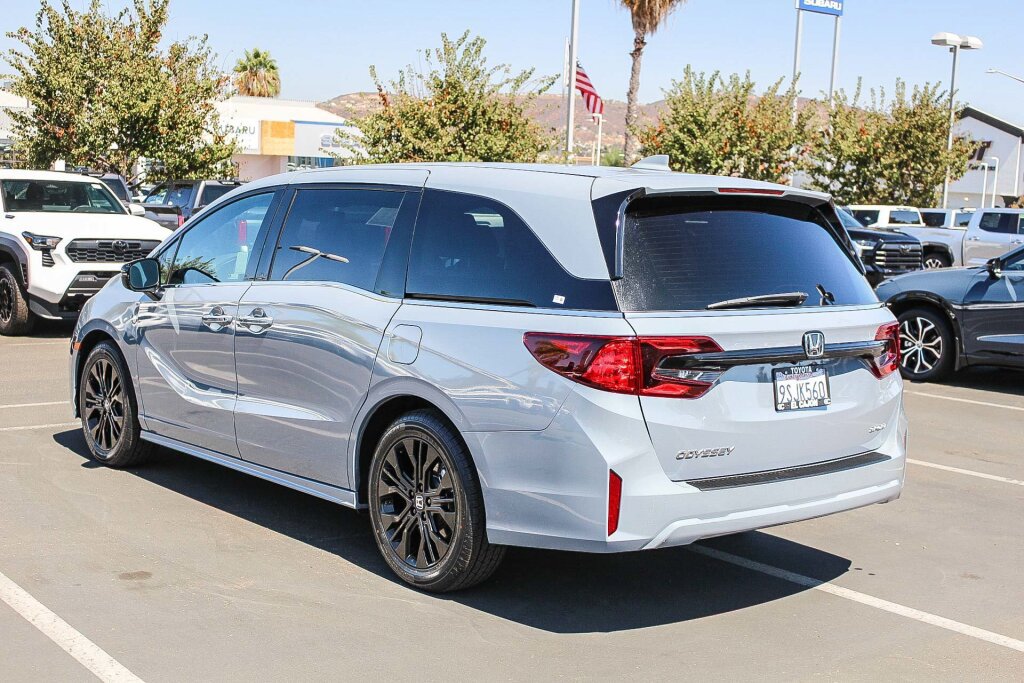 Used 2025 Honda Odyssey Sport-L image 26