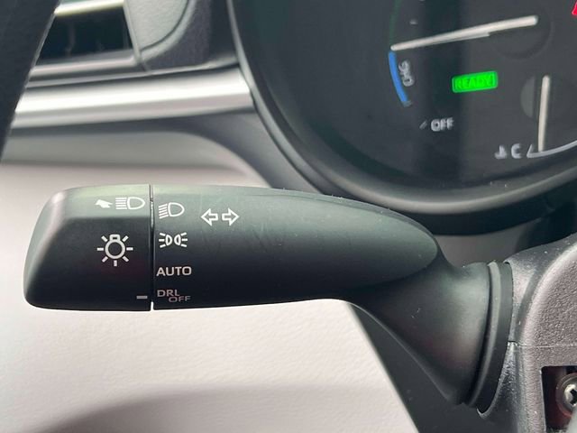 Used 2025 Toyota Sienna LE w/ LE Plus Package image 26