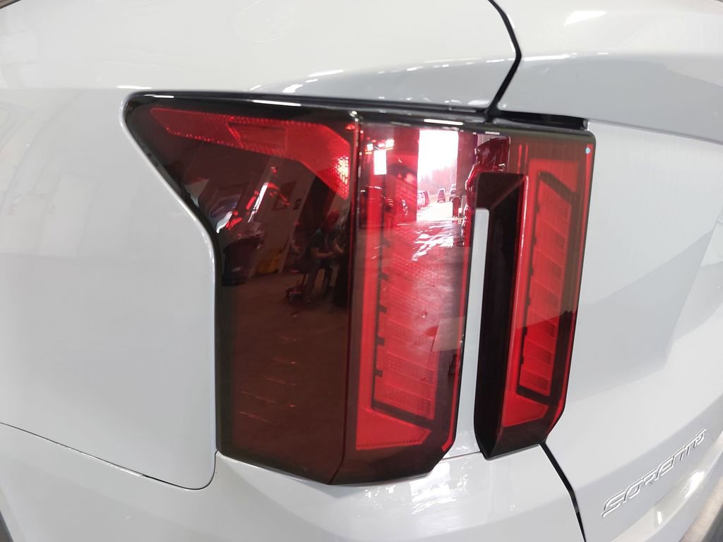 Used 2024 Kia Sorento S w/ Panoramic Sunroof Package image 36