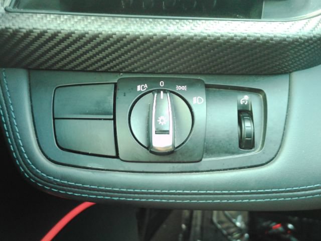 Used 2019 BMW i8 Roadster AWD/4WD image 30