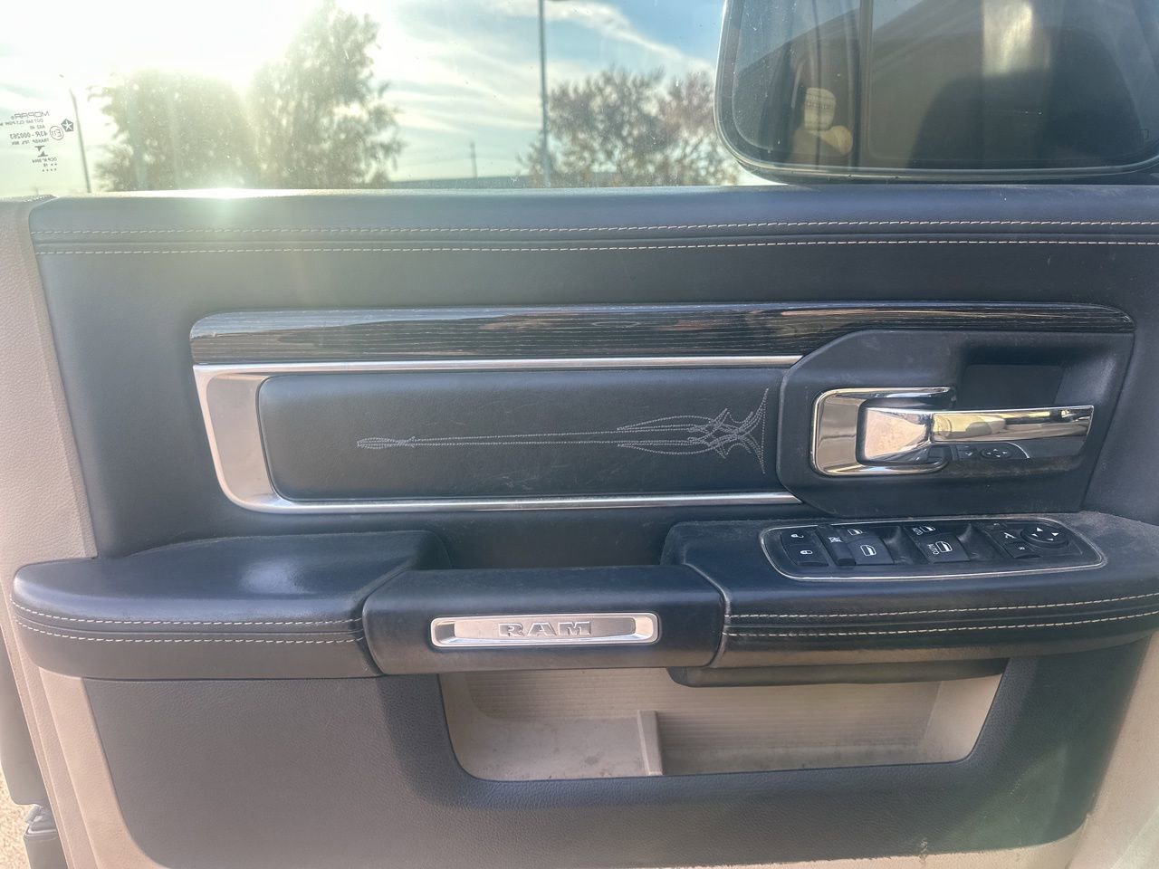 Used 2018 RAM 2500 Limited image 13