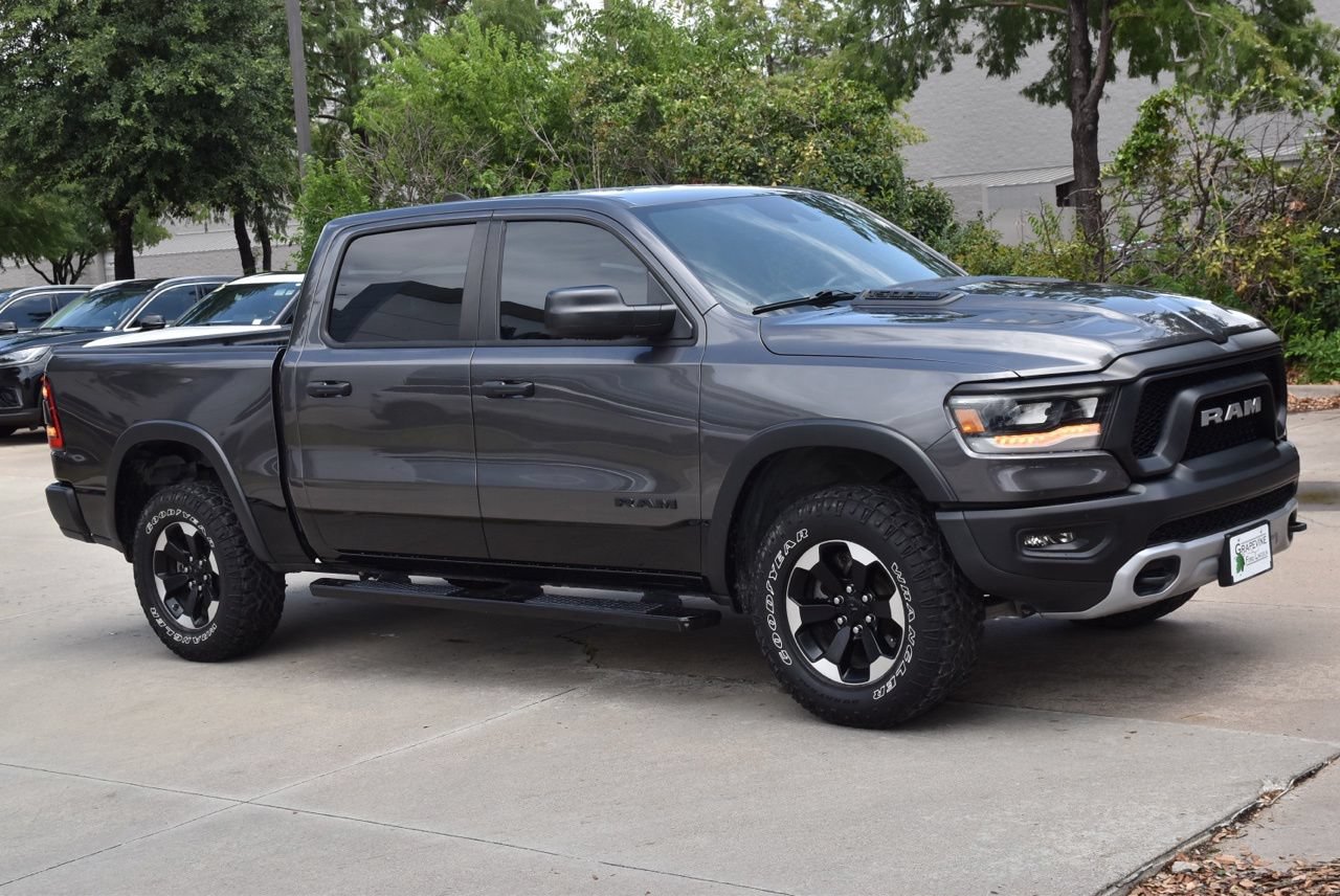 Used 2024 RAM 1500 Rebel AWD/4WD image 5