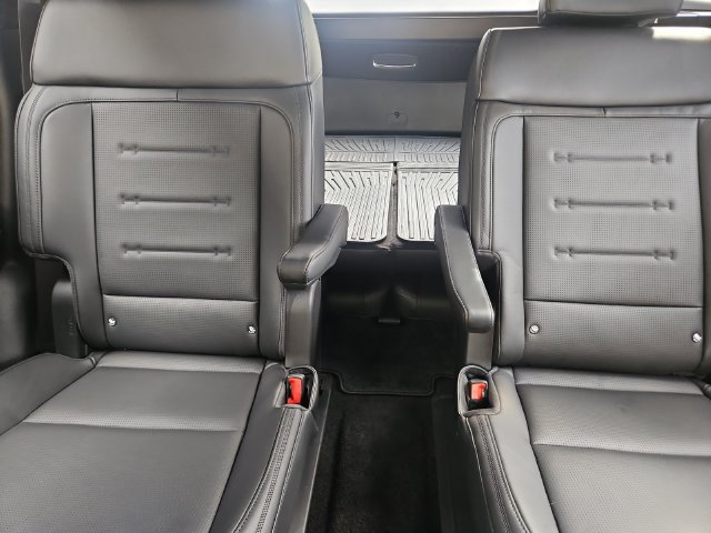 Used 2025 Hyundai Santa Fe Calligraphy AWD/4WD image 29