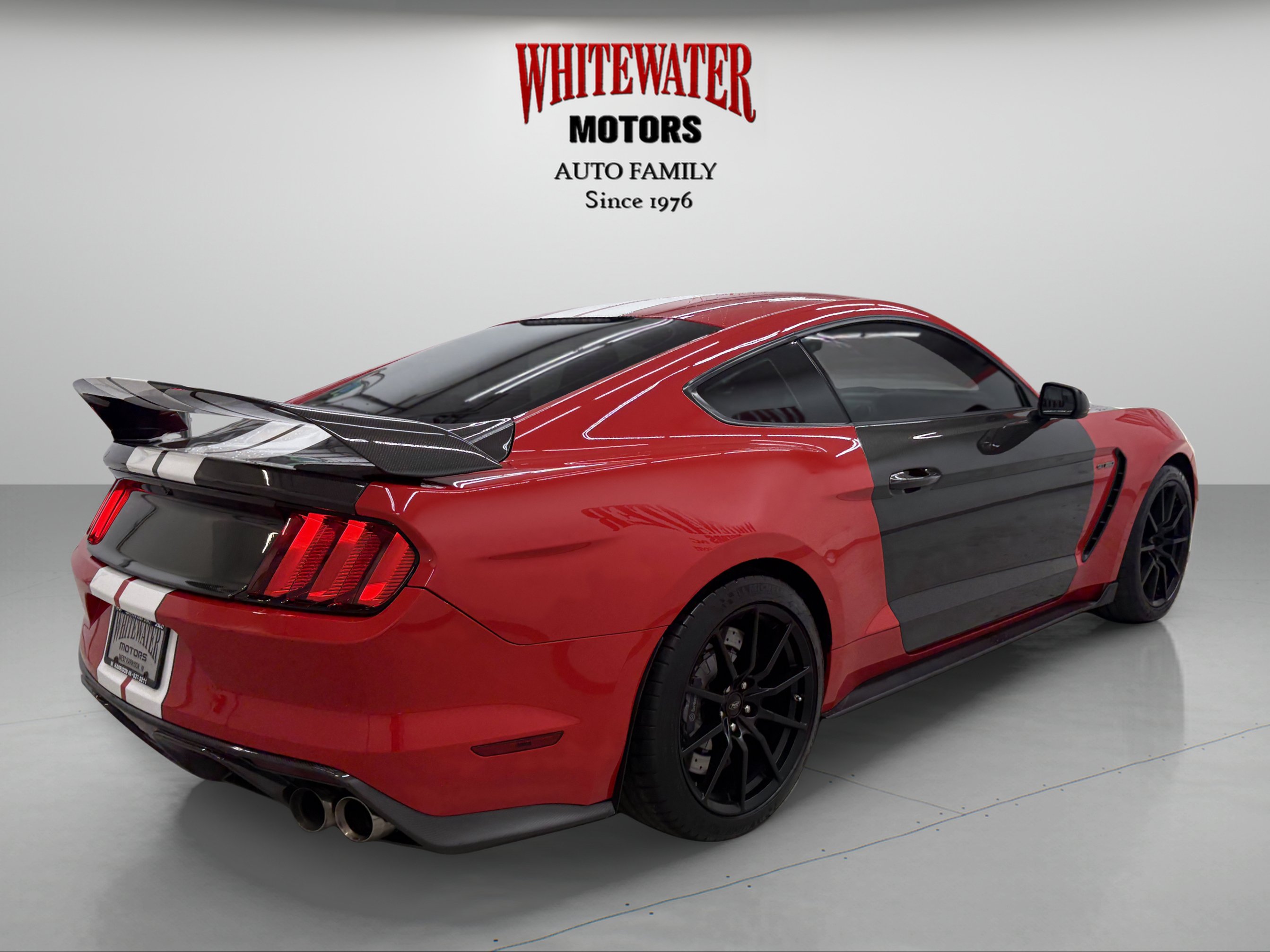 Used 2016 Ford Mustang Shelby GT350 w/ Track Package RWD image 4