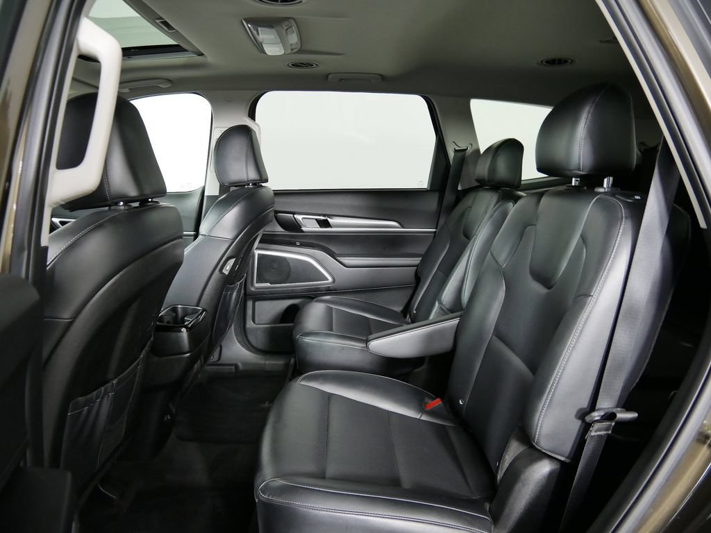 Used 2022 Kia Telluride S AWD/4WD image 16