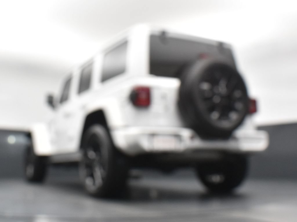 Used 2022 Jeep Wrangler Unlimited Sahara AWD/4WD image 26