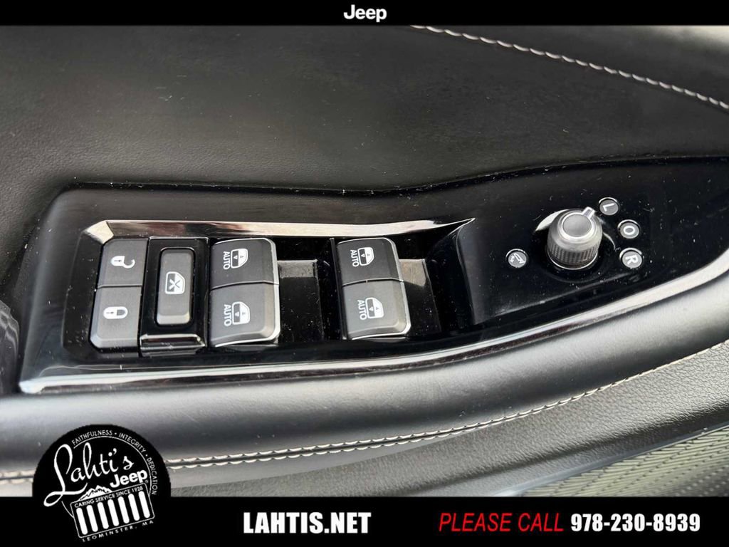 Certified 2023 Jeep Grand Cherokee Overland w/ Adv Protech Group III image 30