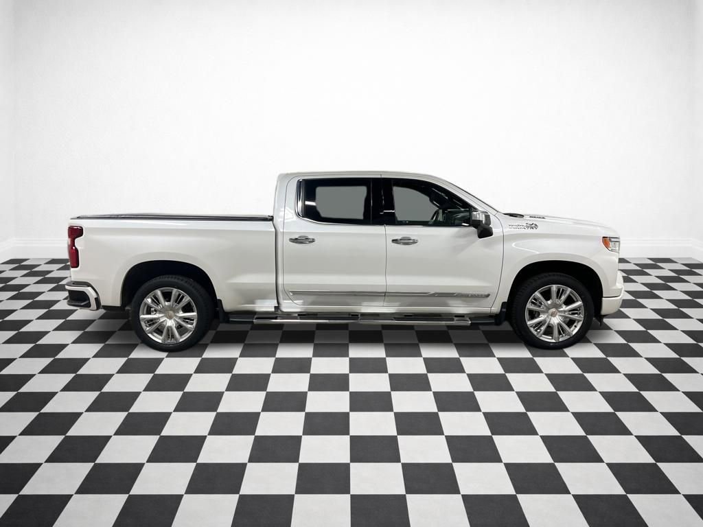 Certified 2023 Chevrolet Silverado 1500 High Country w/ Technology Package image 2