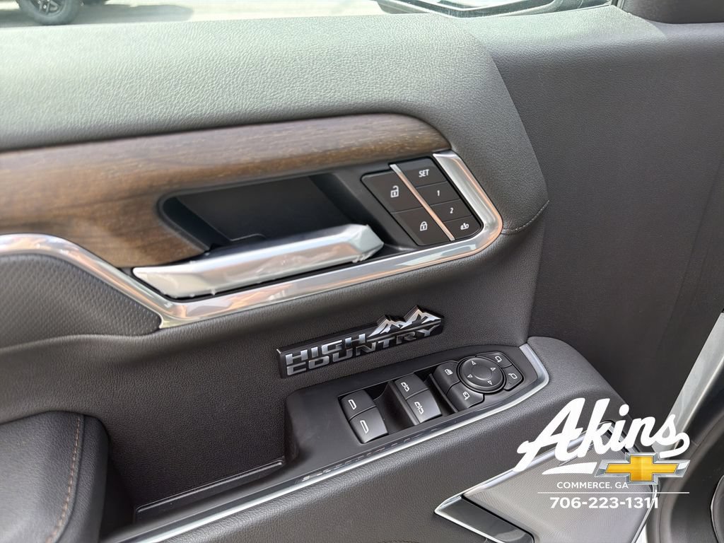 New 2026 Chevrolet Silverado 1500 High Country AWD/4WD image 15