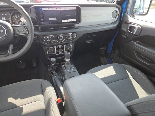 Used 2024 Jeep Wrangler Sport S image 28