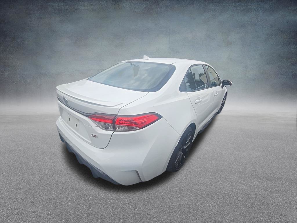 Used 2025 Toyota Corolla SE FWD image 9