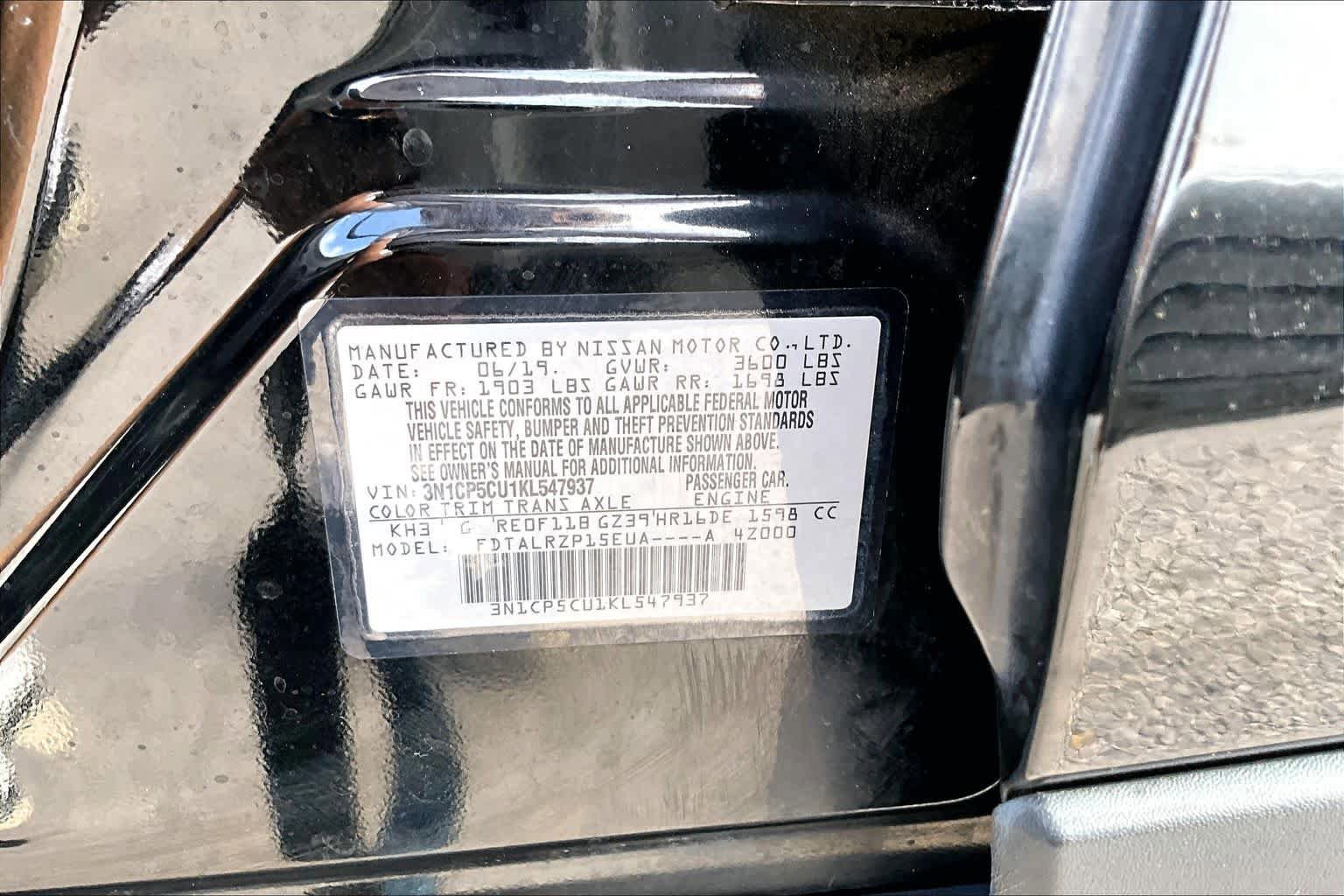 Used 2019 Nissan Kicks S FWD image 37