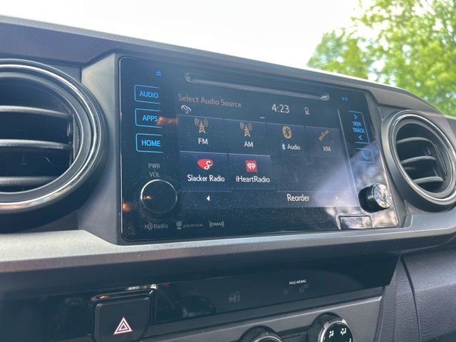 Used 2018 Toyota Tacoma TRD Sport AWD/4WD image 32