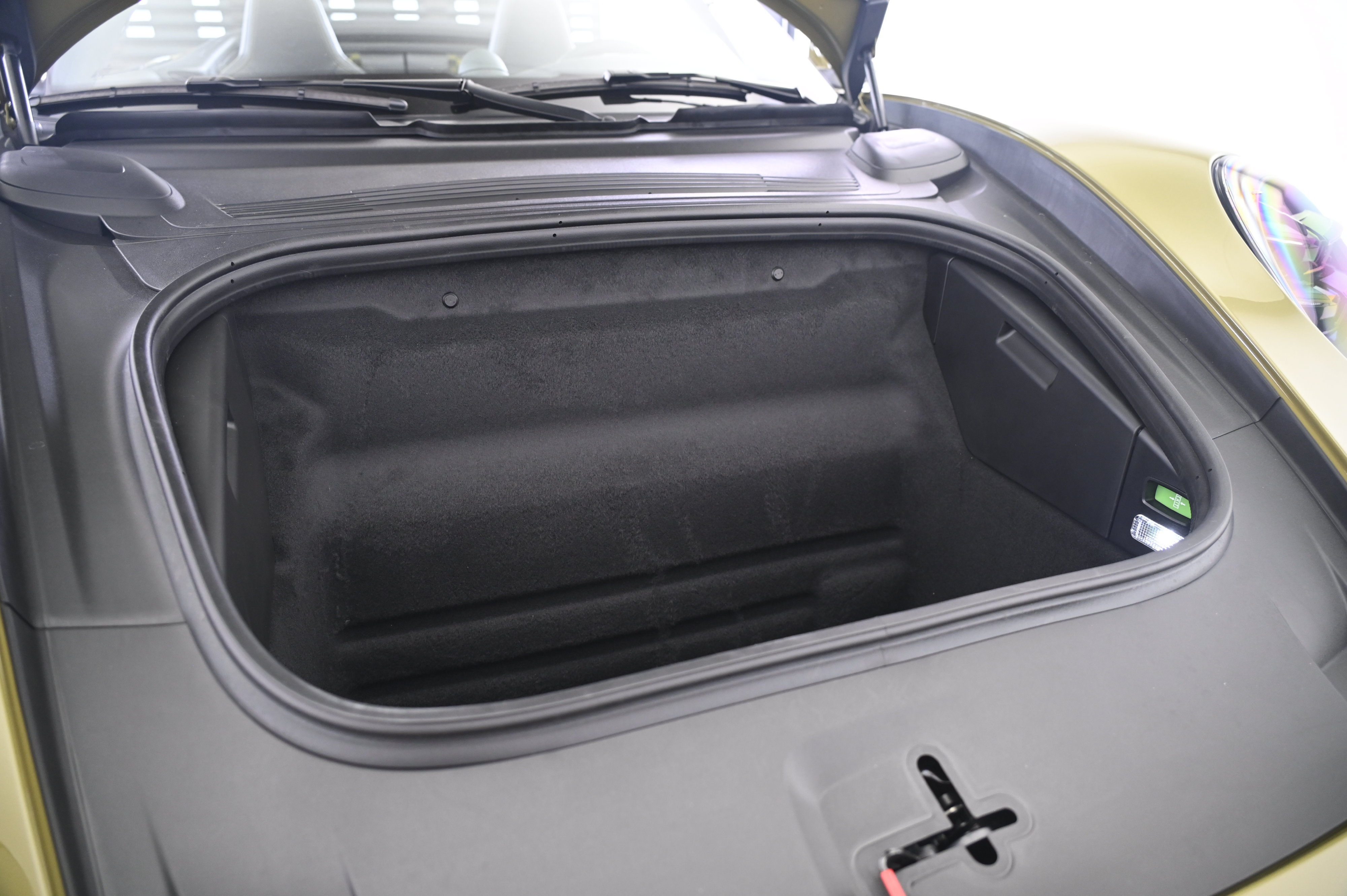 Used 2026 Porsche 911 GTS RWD image 20