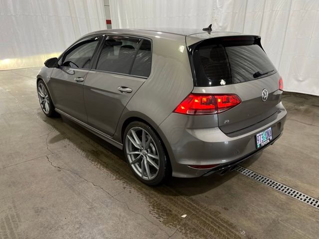 Used 2017 Volkswagen Golf R 4-Door image 6