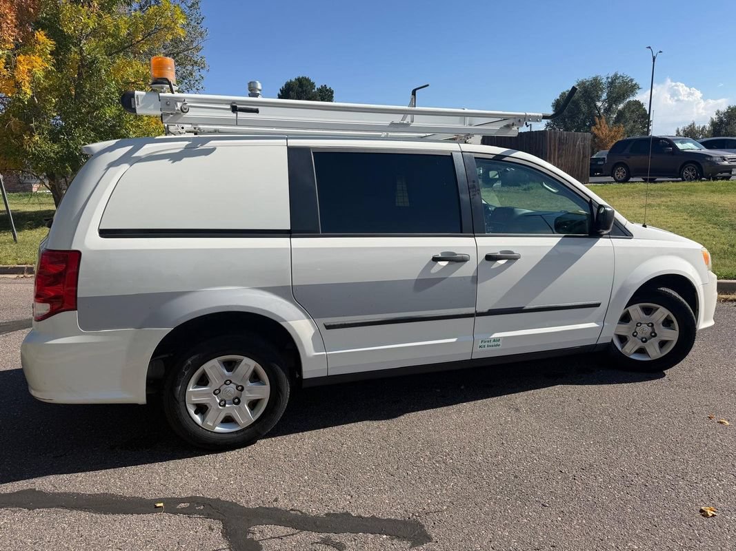 Used 2013 RAM C/V Tradesman FWD image 4