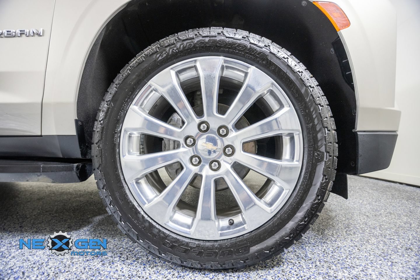 Used 2022 Chevrolet Suburban Premier AWD/4WD image 44