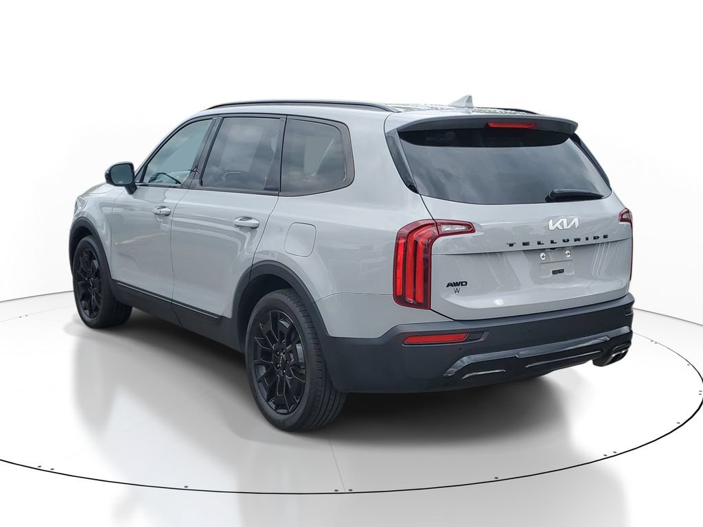 Used 2022 Kia Telluride SX w/ SX Prestige Package AWD/4WD image 3