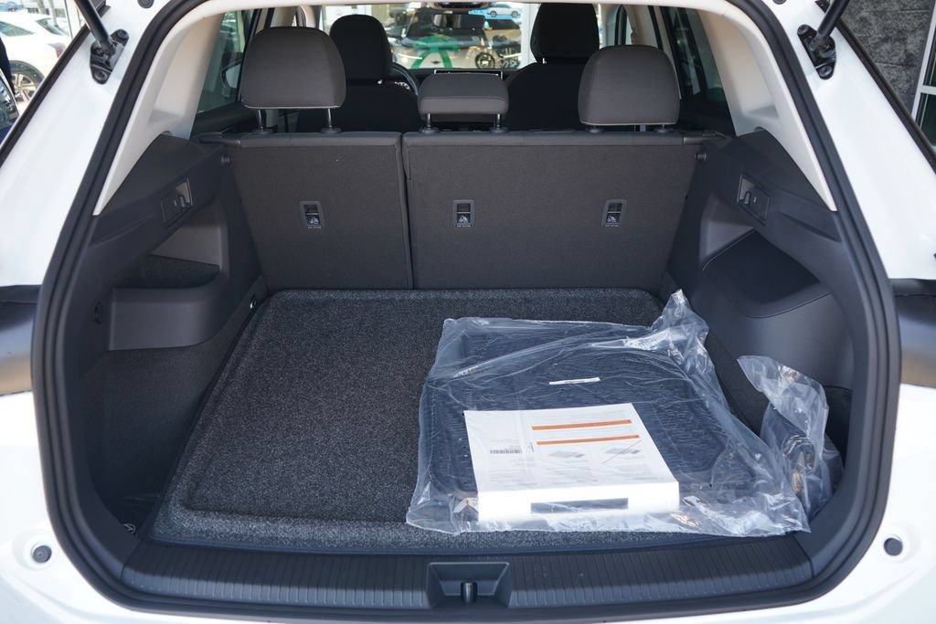New 2026 Volkswagen Tiguan S FWD image 12