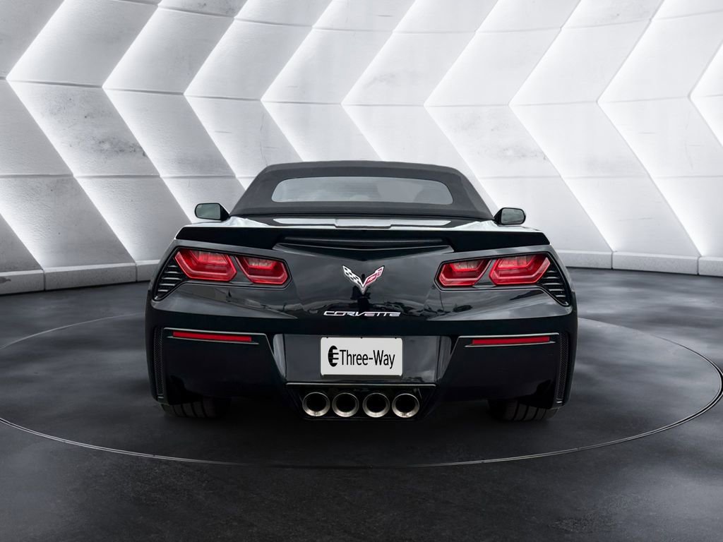 Used 2017 Chevrolet Corvette Stingray Convertible RWD image 4