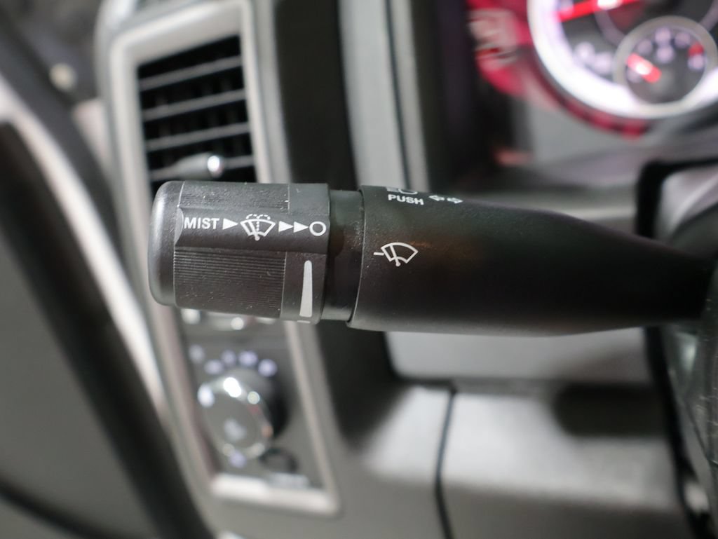 Used 2019 RAM 1500 Express AWD/4WD image 34