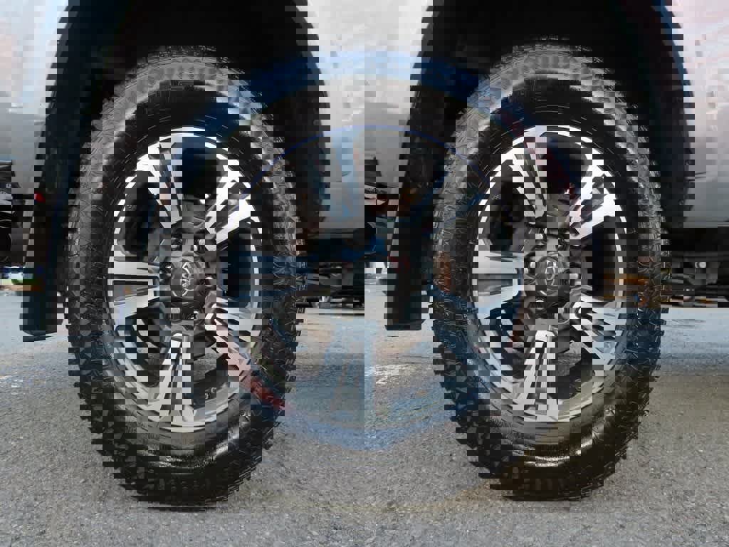 Used 2019 Toyota Tacoma TRD Sport image 10