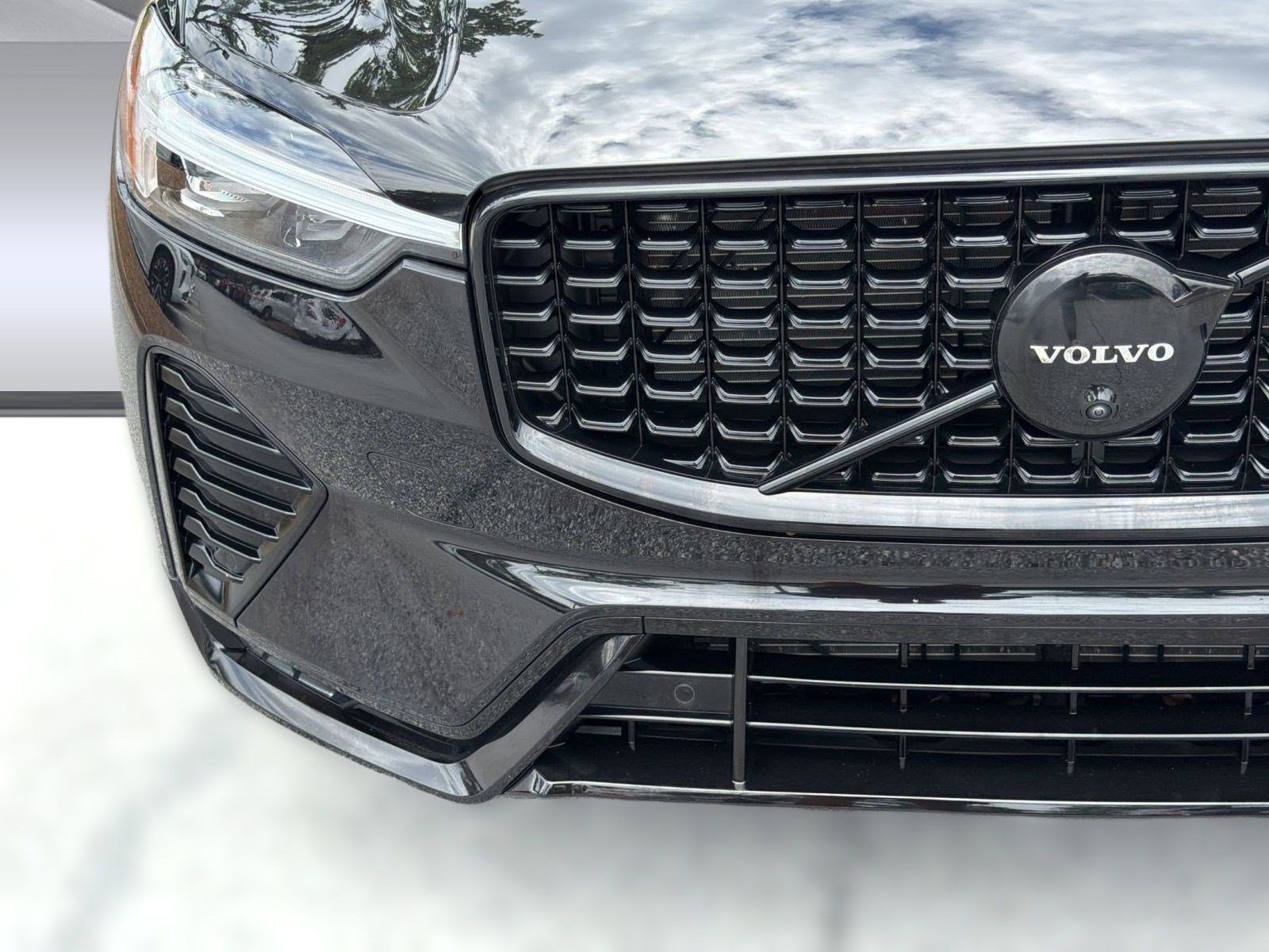 Certified 2024 Volvo XC60 B5 Ultimate AWD/4WD image 9