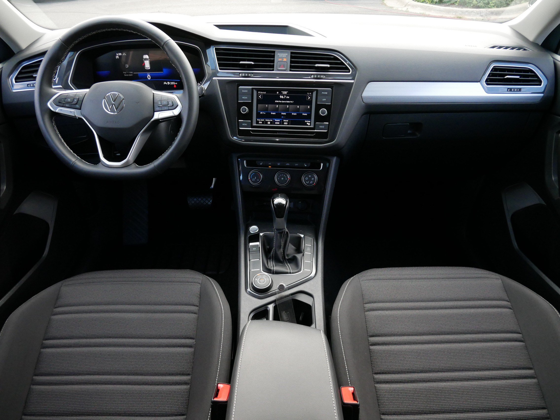 Certified 2024 Volkswagen Tiguan S AWD/4WD image 10