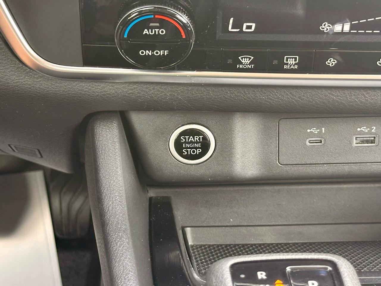Used 2023 Nissan Rogue SV FWD image 39