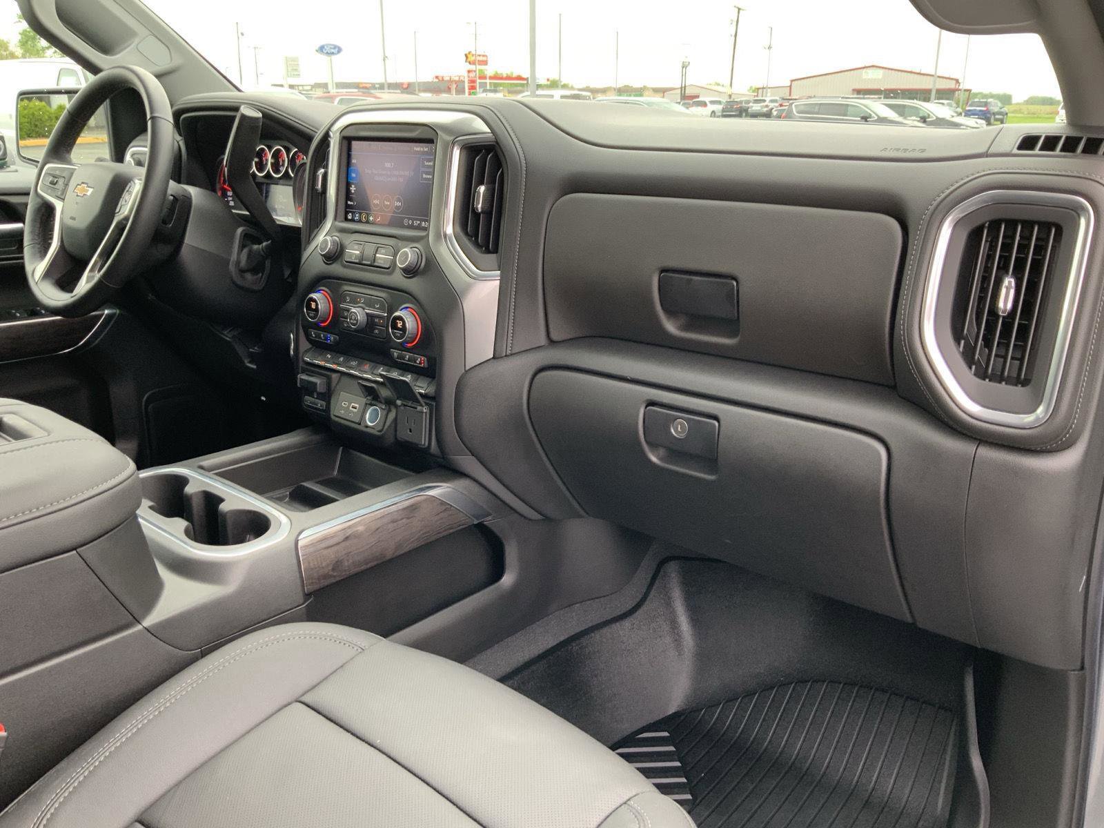 Used 2021 Chevrolet Silverado 1500 LTZ w/ Z71 Off-Road Package AWD/4WD image 71