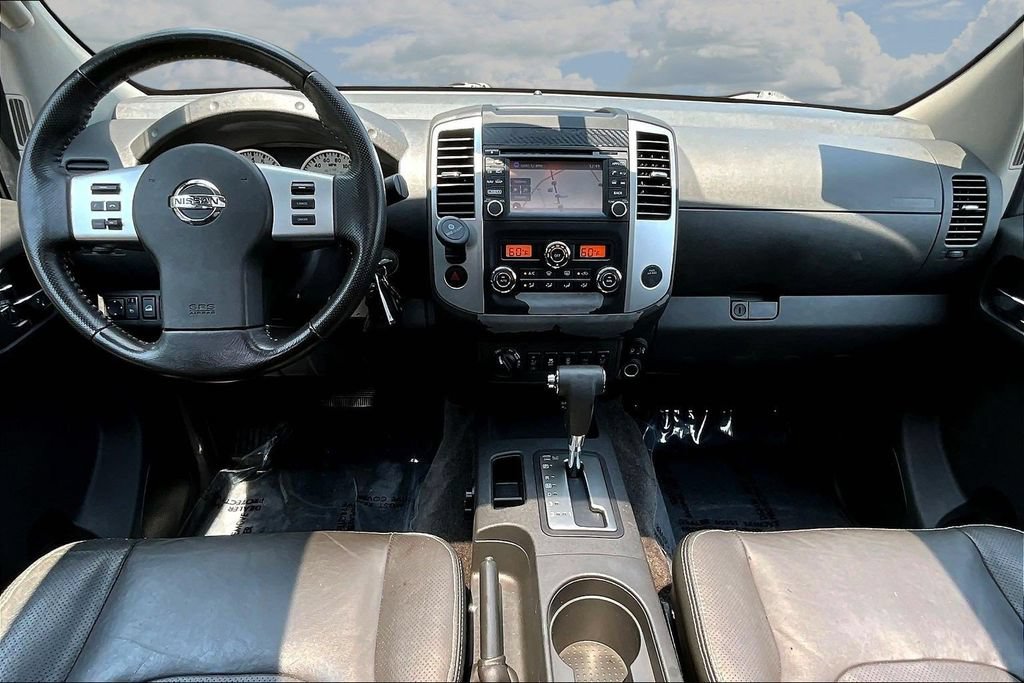 Used 2017 Nissan Frontier PRO-4X w/ Pro-4x Luxury Package AWD/4WD image 9