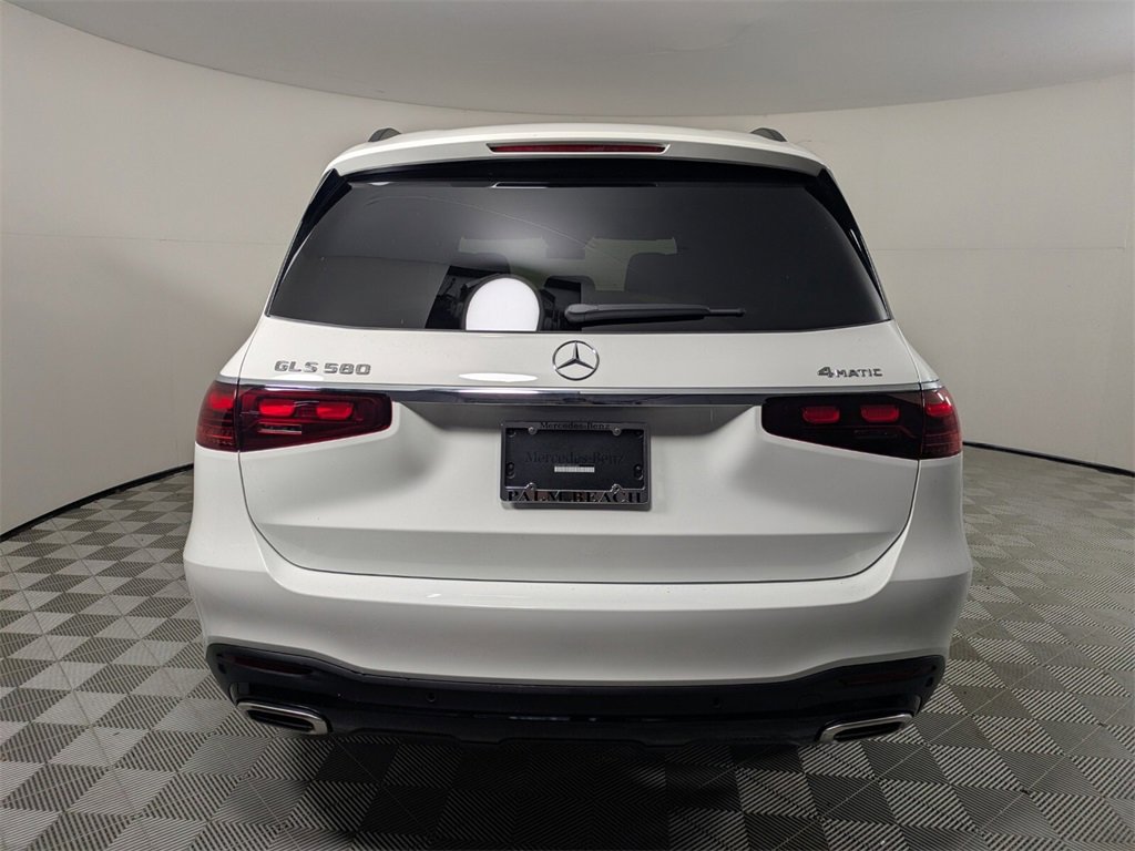 New 2026 Mercedes-Benz GLS 580 4MATIC image 5