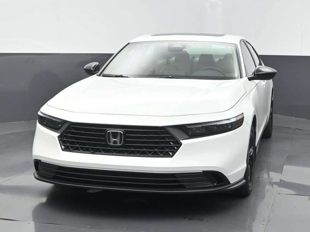 New 2025 Honda Accord SE image 2