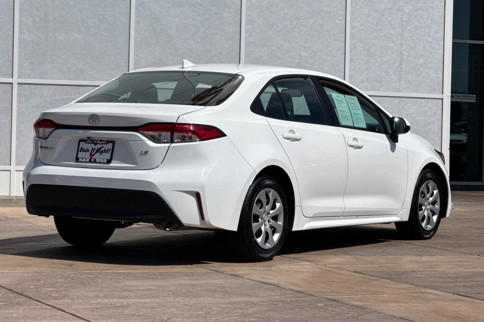 Certified 2025 Toyota Corolla LE FWD image 4