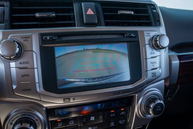 Used 2018 Toyota 4Runner Limited AWD/4WD image 21