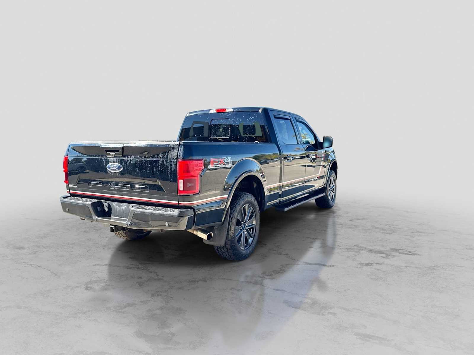 Used 2018 Ford F150 Lariat w/ Equipment Group 502A Luxury AWD/4WD image 6