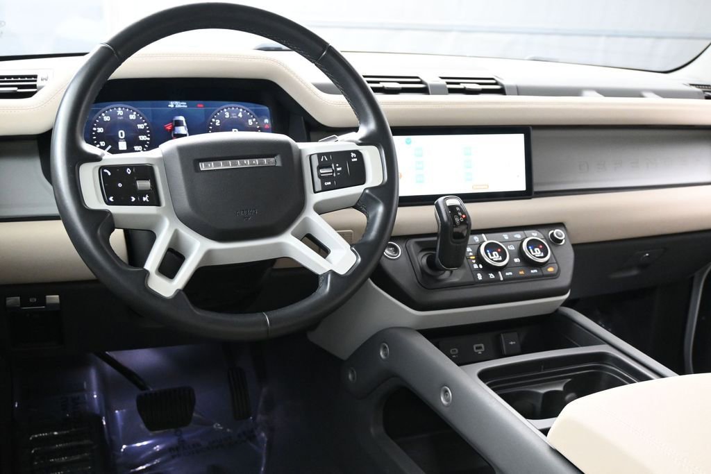 Used 2020 Land Rover Defender 110 SE AWD/4WD image 7