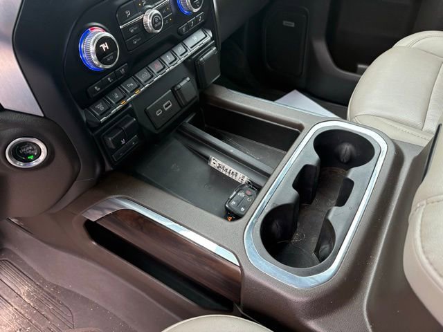 Used 2021 GMC Sierra 3500 SLT w/ SLT Preferred Package image 21