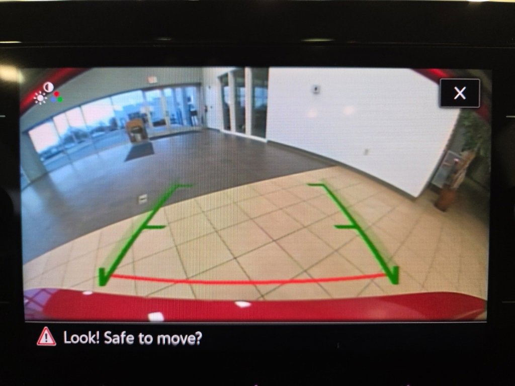 Used 2025 Volkswagen Jetta SE w/ Sunroof Package image 26