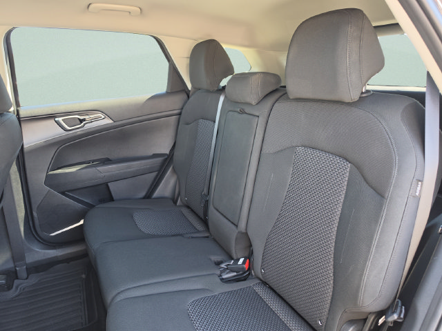 Used 2026 Kia Sportage LX w/ LX Convenience Package FWD image 26