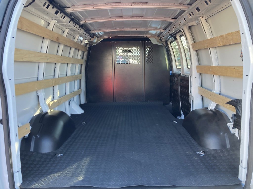 Used 2024 Chevrolet Express 2500 w/ Driver Convenience Package image 19