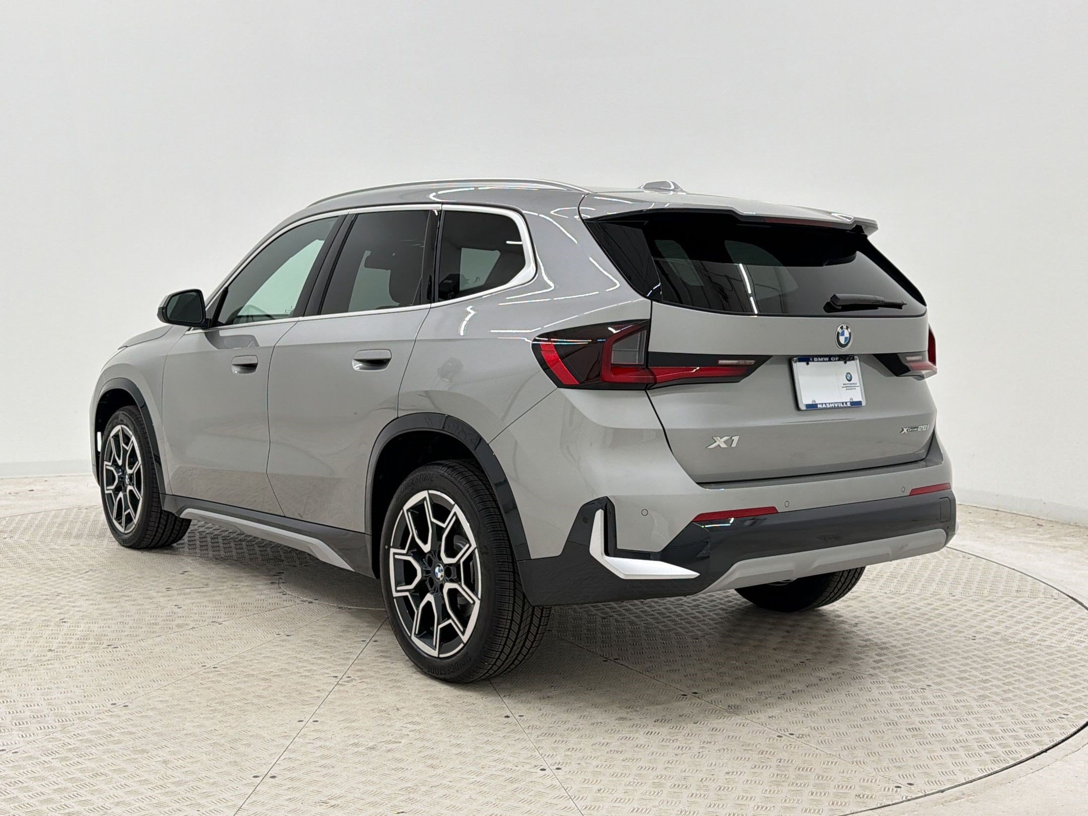 New 2026 BMW X1 xDrive28i w/ Convenience Package AWD/4WD image 3