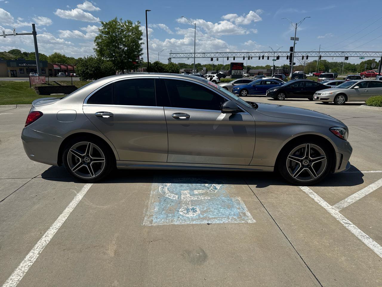 Used 2020 Mercedes-Benz C 300 4MATIC Sedan image 6