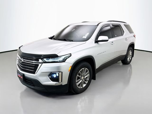 Used 2022 Chevrolet Traverse LT image 3