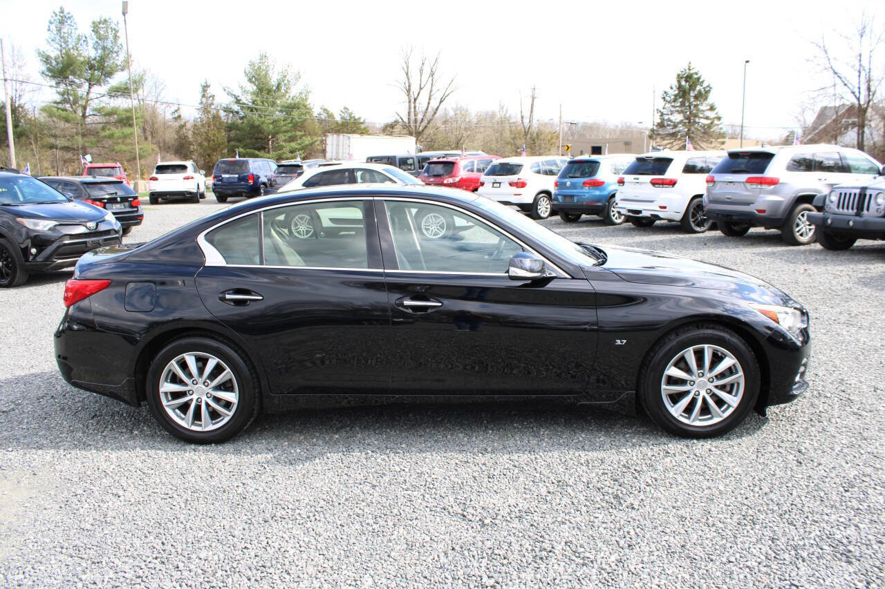 Used 2015 INFINITI Q50 Premium w/ Navigation Package AWD/4WD image 6