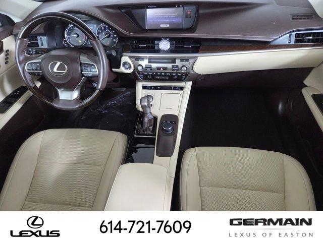 Used 2017 Lexus ES 350 w/ Premium Package image 32