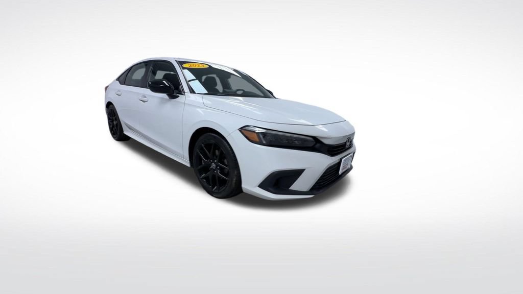 Used 2023 Honda Civic Sport image 2